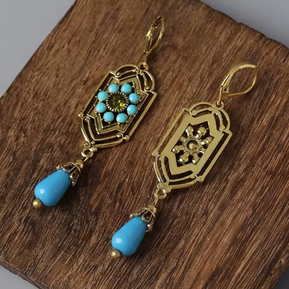 Marquis Ethnic Vintage Bronze Brushed Earrings - Picture 4 of 6